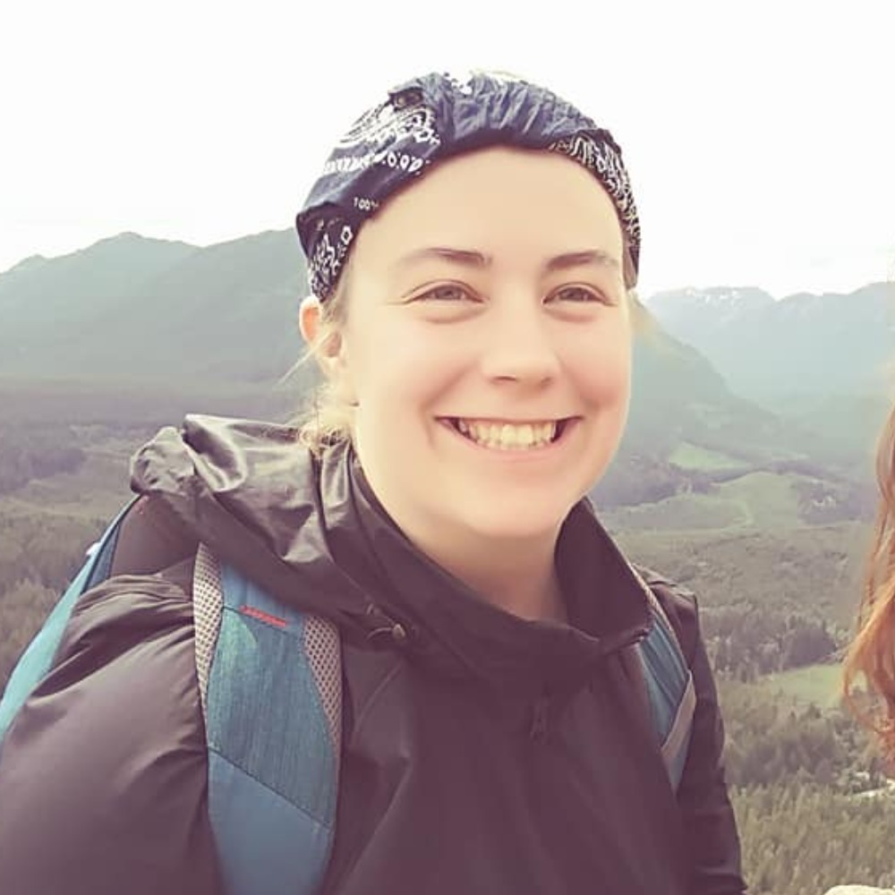 Meet your Posher, Rebecca